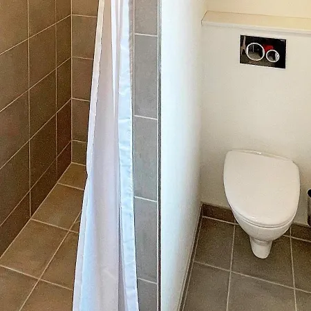 Two-bedroom Holiday In 2 Stubbekøbing
